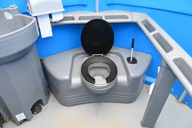 Best Construction site porta potty rental  in Isanti, MN